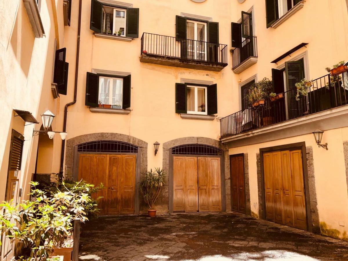 Rota House - Apartment In Santa Chiara, The Heart Of Naples ナポリ エクステリア 写真